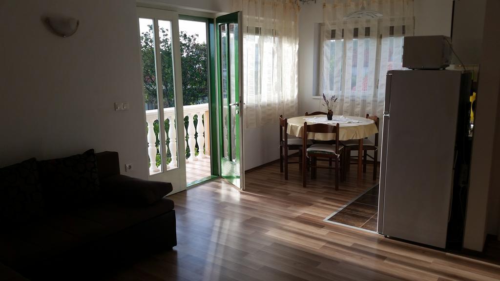 Apartments Dano Sukošan Cameră foto